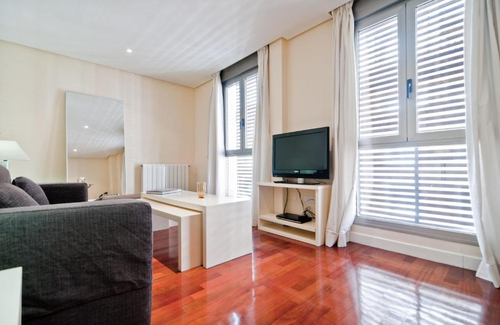 Hostal Retiro Madryt Zewnętrze zdjęcie