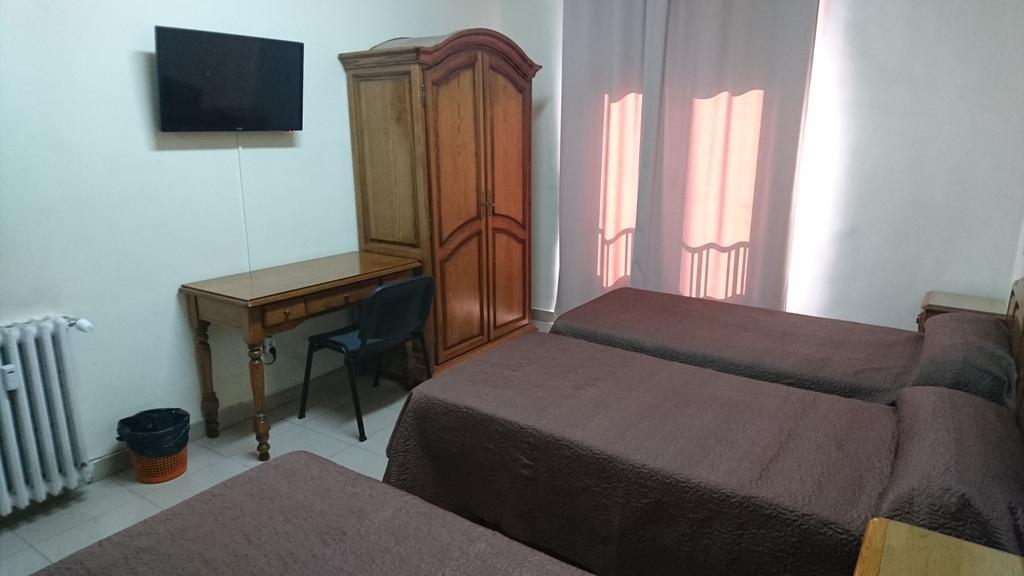 Hostal Retiro Madryt Pokój zdjęcie