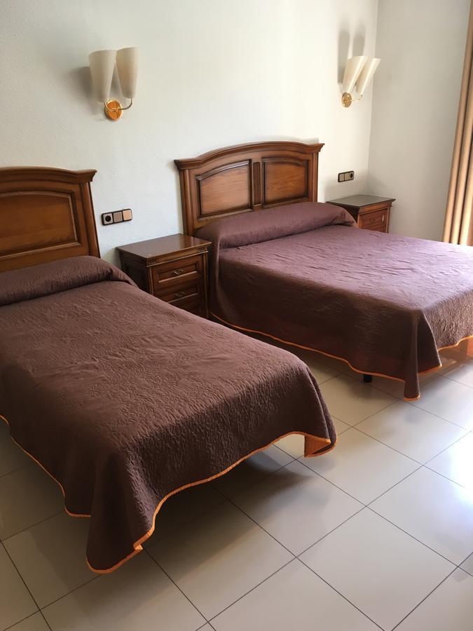 Hostal Retiro Madryt Zewnętrze zdjęcie